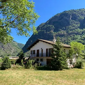 https://maison-individuelle-au-coeur-du-parc-des-ecrins.hotels-rhonealpes.com