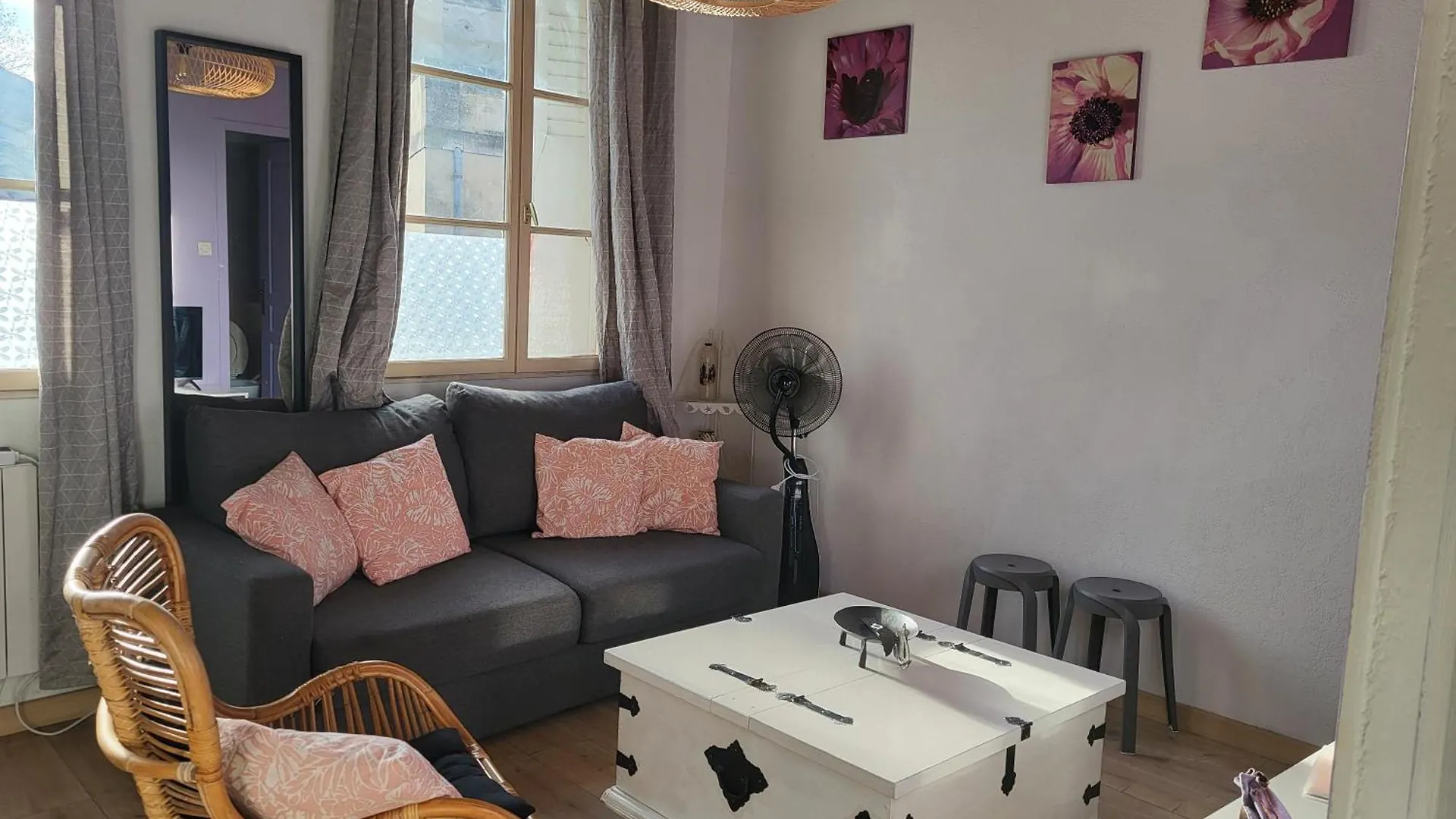 Apartment T2 Intra-Murros 