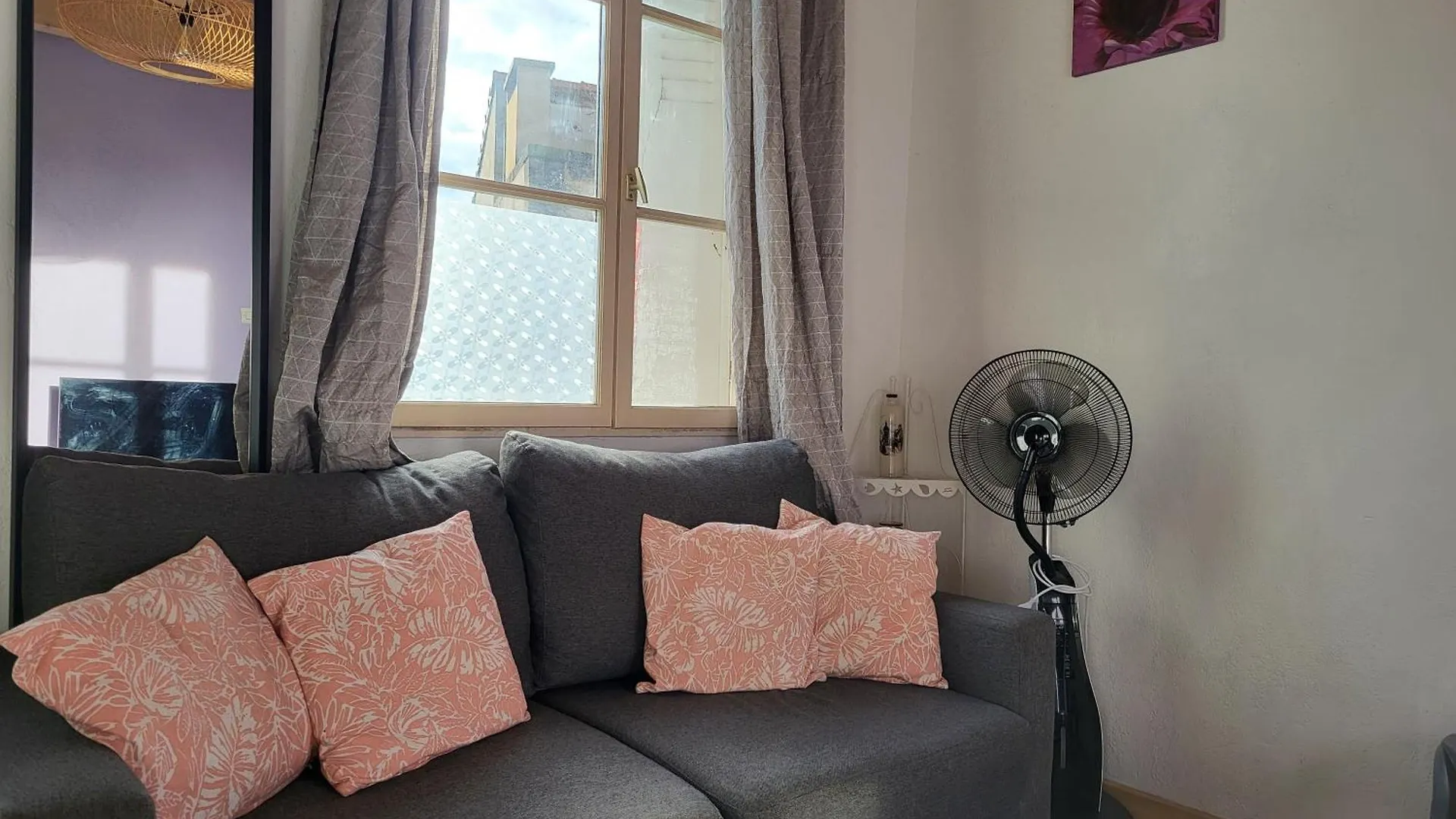Apartment T2 Intra-Murros 